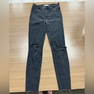 Madewell  Black Distressed Women High Rise Skinny Jeans‎